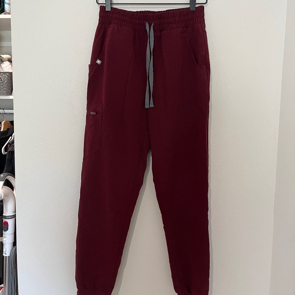 Figs High Waisted Zamora Jogger Scrub Pants